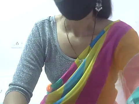 Snapshot of Laila_Cute chatting on 24, 2, 2026 Laila Cute online show from 24, 2, 2026