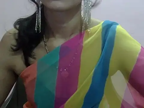 Laila Cute online show from 1, 7, 2026