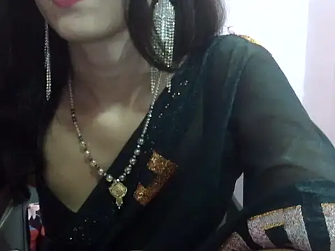 Laila Cute online show from 22, 7, 2026