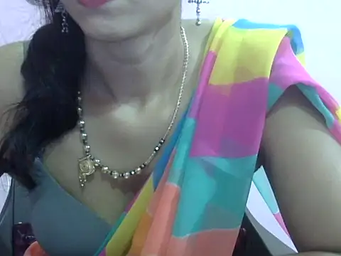Laila Cute online show from 25, 7, 2026