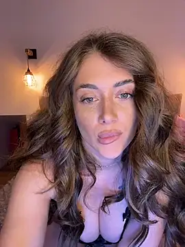 Snapshot of Malasantababy chatting on 13, 11, 2025 Malasantababy online show from 13, 11, 2025