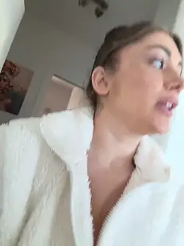 Snapshot of Malasantababy chatting on 10, 2, 2026 Malasantababy online show from 10, 2, 2026