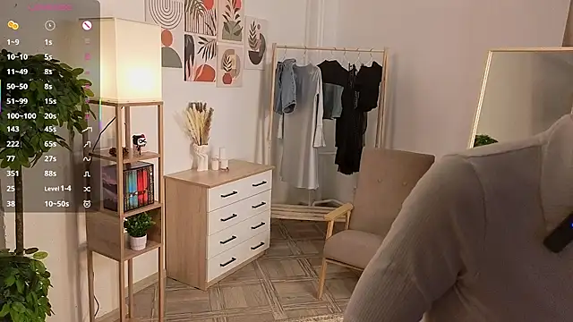 PaulaDauge online show from 7, 11, 2025