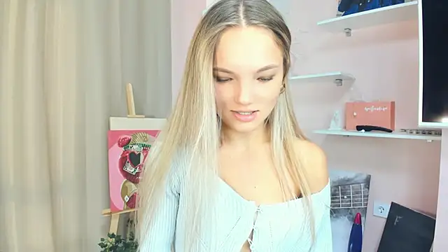 JulieLupo online show from 5, 10, 2025