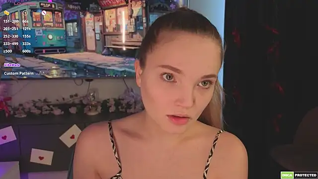 JulieLupo online show from 23, 4, 2026