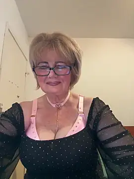 BoloshkaBlonda online show from 9, 6, 2026