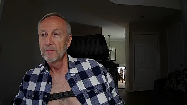 Snapshot of ApolloThrust chatting on 12, 10, 2025 ApolloThrust online show from 12, 10, 2025