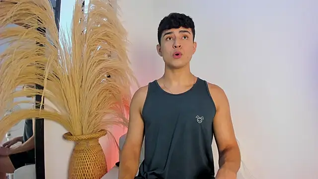 Thiago Connor21 online show from 10, 11, 2025