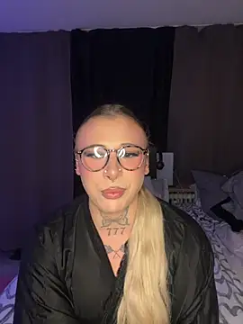 Snapshot of Kimberly-sweety chatting on 15, 10, 2025 Kimberly-sweety online show from 15, 10, 2025