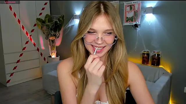 linakorvin online show from 27, 10, 2025