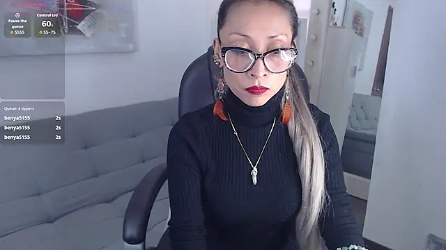 alexia james  online show from 21, 4, 2026