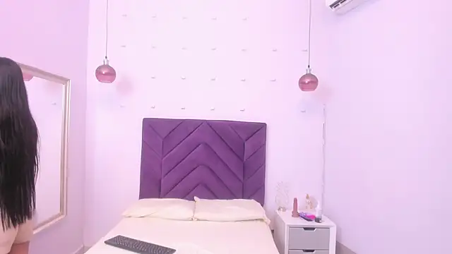 Nahomycarterr online show from 13, 10, 2025