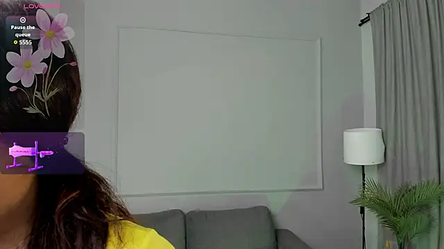 Nahomycarterr online show from 22, 4, 2026