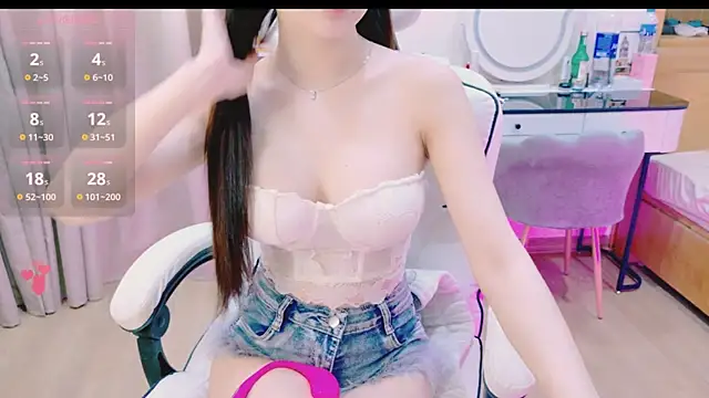 Snapshot of _Aria_Moonie chatting on 15, 5, 2026 Aria Moonie online show from 15, 5, 2026
