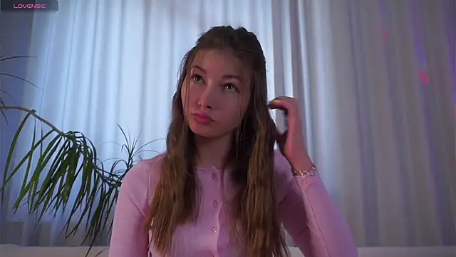 BrittGupton online show from 27, 4, 2026