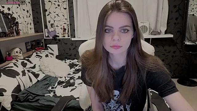 Snapshot of xAlisontiny chatting on 4, 3, 2026 xAlisontiny online show from 4, 3, 2026