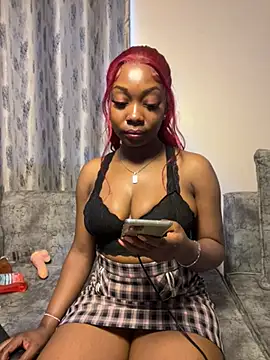 cocoluvx online show from 13, 1, 2026