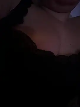 Daiana Andra online show from 3, 2, 2026