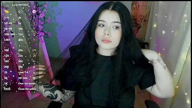 Mona Esty online show from 11, 5, 2026