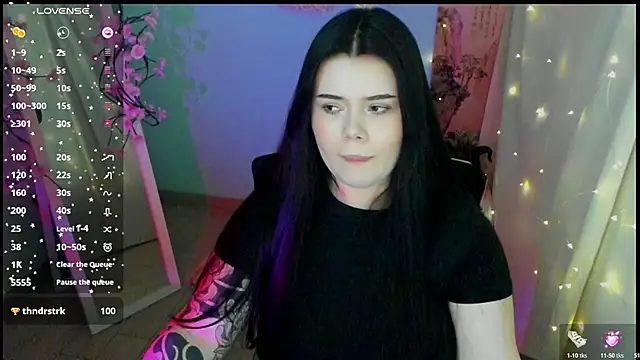 Mona Esty online show from 18, 5, 2026