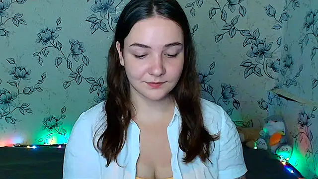 Snapshot of OliviaMontgommery chatting on 20, 6, 2026 OliviaMontgommery online show from 20, 6, 2026