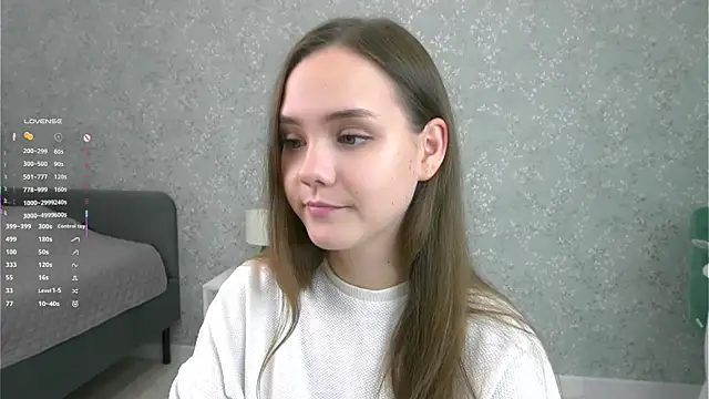 Snapshot of SweetSaraPie chatting on 7, 10, 2025 SweetSaraPie online show from 7, 10, 2025