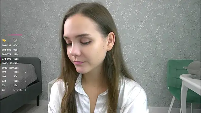 Snapshot of SweetSaraPie chatting on 18, 10, 2025 SweetSaraPie online show from 18, 10, 2025