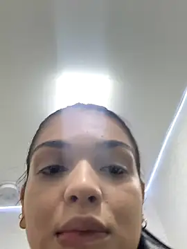 catalina garciaa online show from 4, 11, 2025