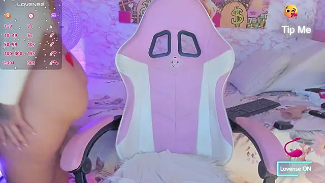 Antonellaa Fox  online show from 21, 4, 2026