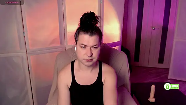 Snapshot of micromouse_mo chatting on 18, 12, 2024 micromouse mo online show from 18, 12, 2024