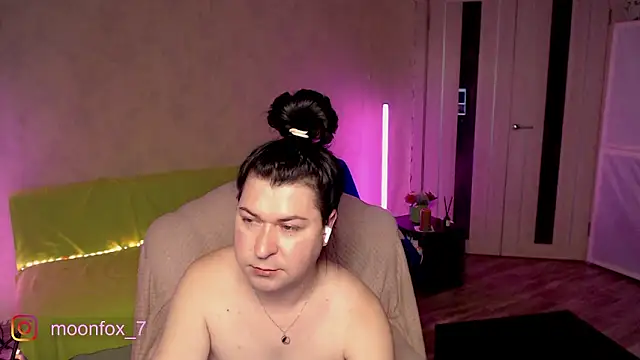 Snapshot of micromouse_mo chatting on 27, 2, 2026 micromouse mo online show from 27, 2, 2026