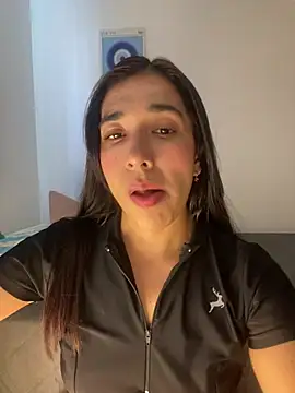 SabrinaEvanss  online show from 25, 4, 2026