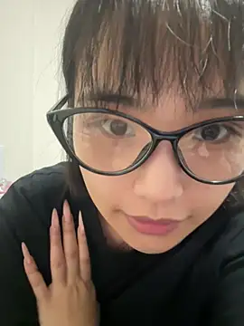Snapshot of eee79bbb chatting on 5, 5, 2026 eee79bbb online show from 5, 5, 2026