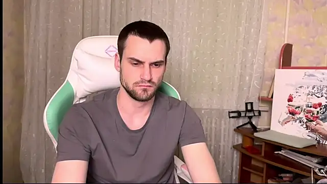 Snapshot of Iveraan chatting on 28, 11, 2025 Iveraan online show from 28, 11, 2025