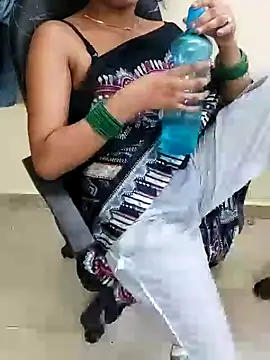 Saniya Doll online show from 14, 7, 2026