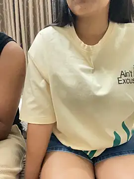 vickyandtania online show from 22, 3, 2026