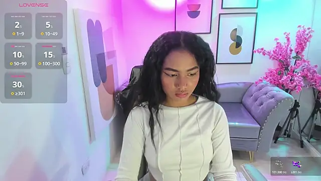 Juliie coper online show from 14, 11, 2025