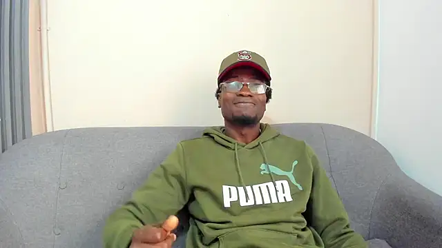 Snapshot of COMPTON_01 chatting on 7, 10, 2025 COMPTON 01 online show from 7, 10, 2025