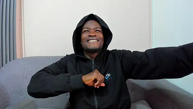 Snapshot of COMPTON_01 chatting on 8, 10, 2025 COMPTON 01 online show from 8, 10, 2025