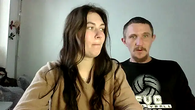 Twolatte1520 online show from 4, 3, 2026