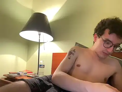 Snapshot of Poeta98@xh chatting on 13, 10, 2025 Poeta98xh online show from 13, 10, 2025