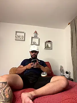 Ezzio Scolaro online show from 14, 1, 2026