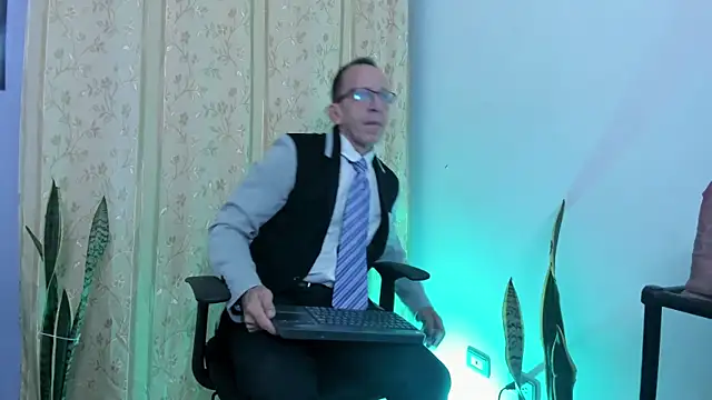  axelking  online show from 23, 4, 2026