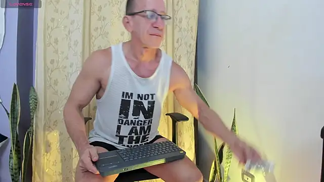  axelking  online show from 19, 5, 2026