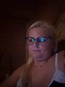 Snapshot of NieMaJazdyBezGwiazdy7883 chatting on 1, 11, 2025 NieMaJazdyBezGwiazdy7883 online show from 1, 11, 2025