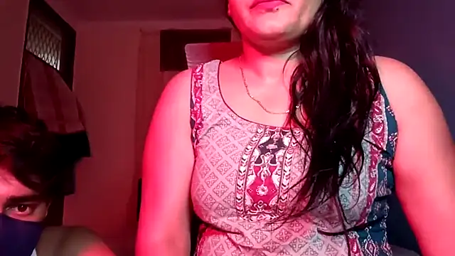 horny milf couple online show from 26, 4, 2026