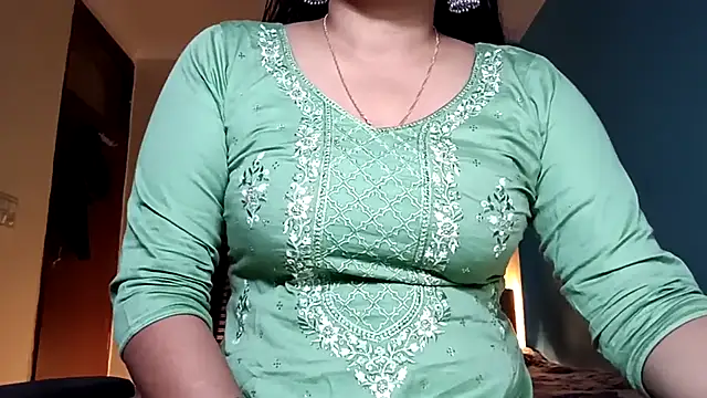 Snapshot of horny_milf_couple chatting on 8, 6, 2026 horny milf couple online show from 8, 6, 2026