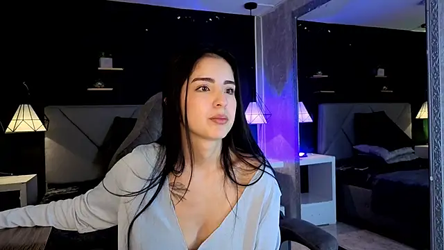 giapearl25 online show from 2, 12, 2025