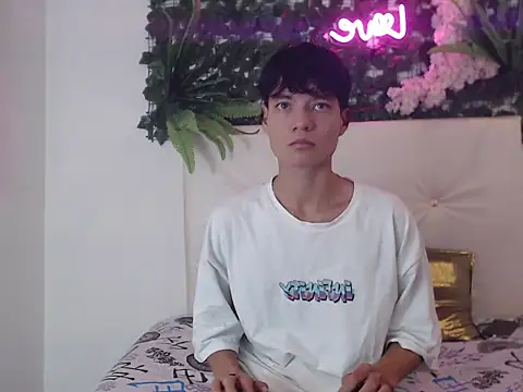 alex russo   online show from 24, 10, 2025