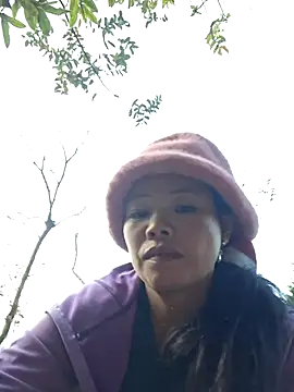 miomio-12 online show from 28, 10, 2025